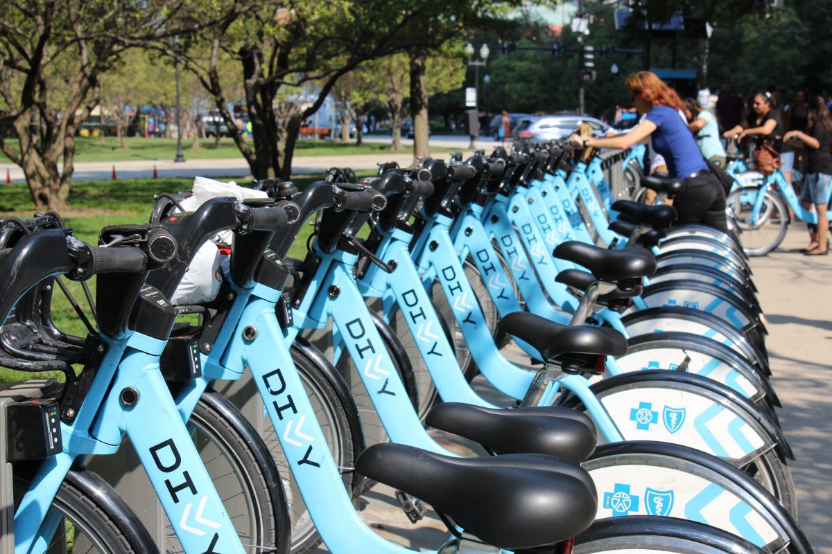 plan your visit getting here and parking bike share 1