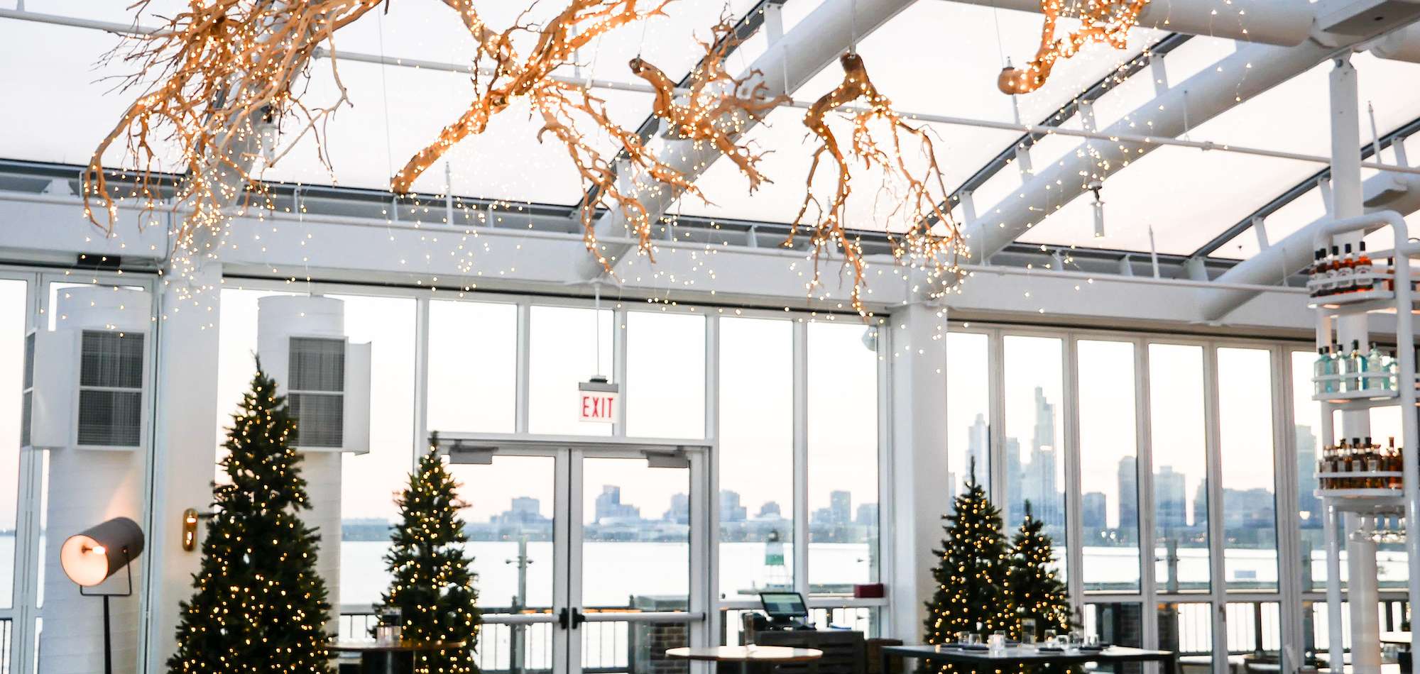 Offshore Rooftop’s Brunch with Santa