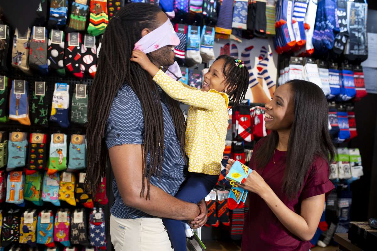 This Socks - Family Shopping