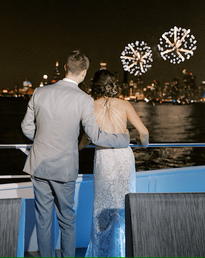 City Cruises Chicago - Wedding Showcase - Fireworks