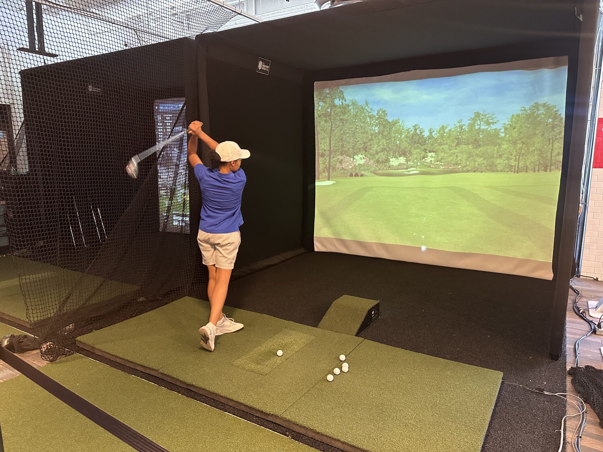 Navy Pier Fairways Indoor Golf Action Photo