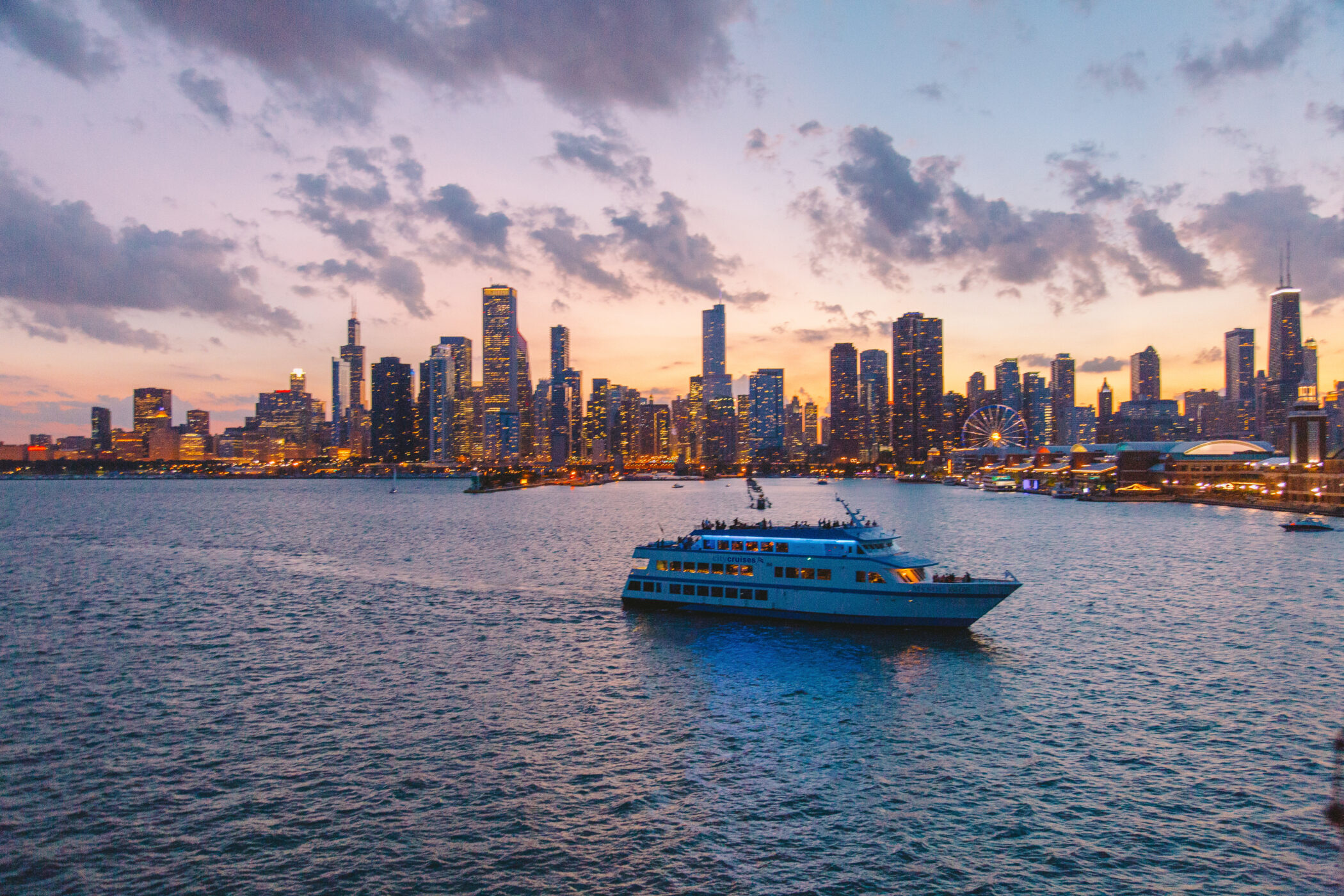 City Cruises – Premier Dinner Cruise on Lake Michigan
