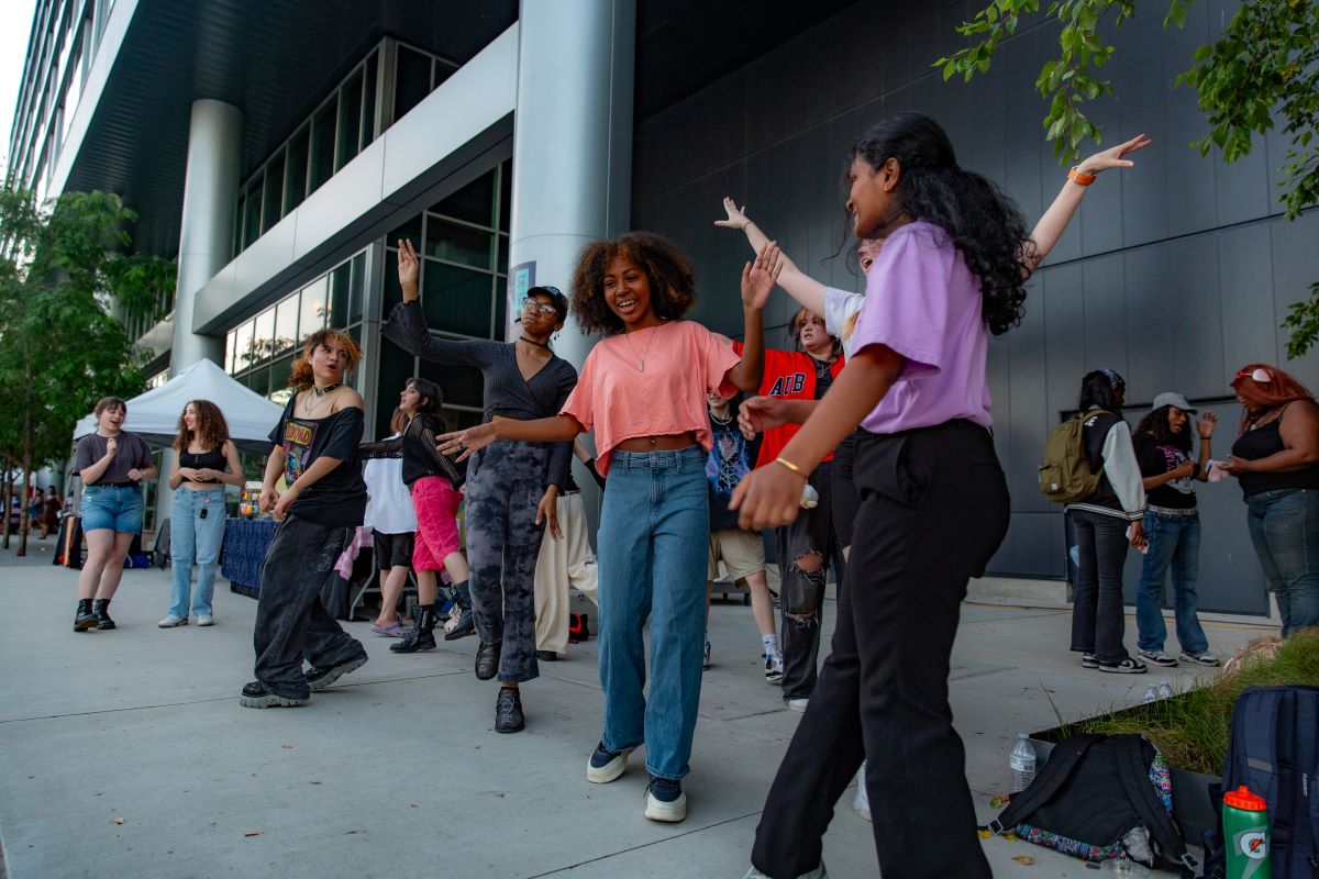 Chicago K-Pop Dance Collective