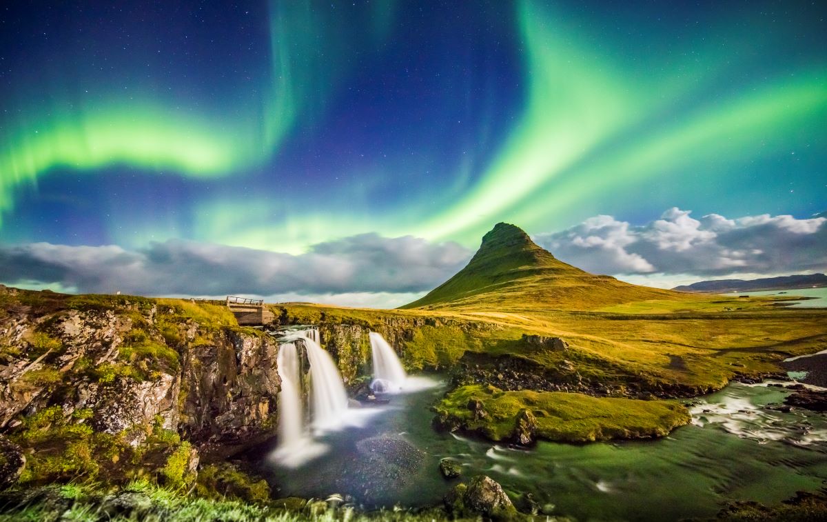 iStock 665760790 6 1 Flyover Iceland web