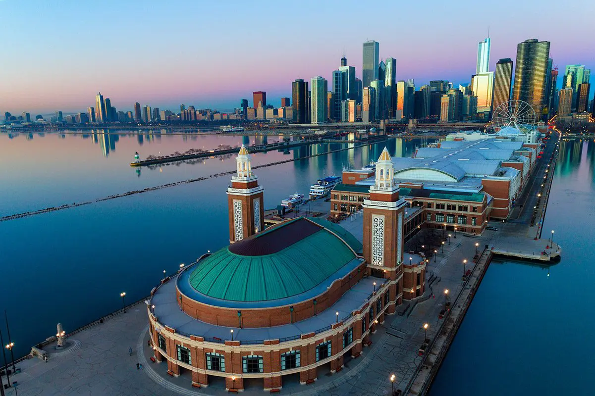 Panoramic Navy Pier landmark Ferris wheel cityscape