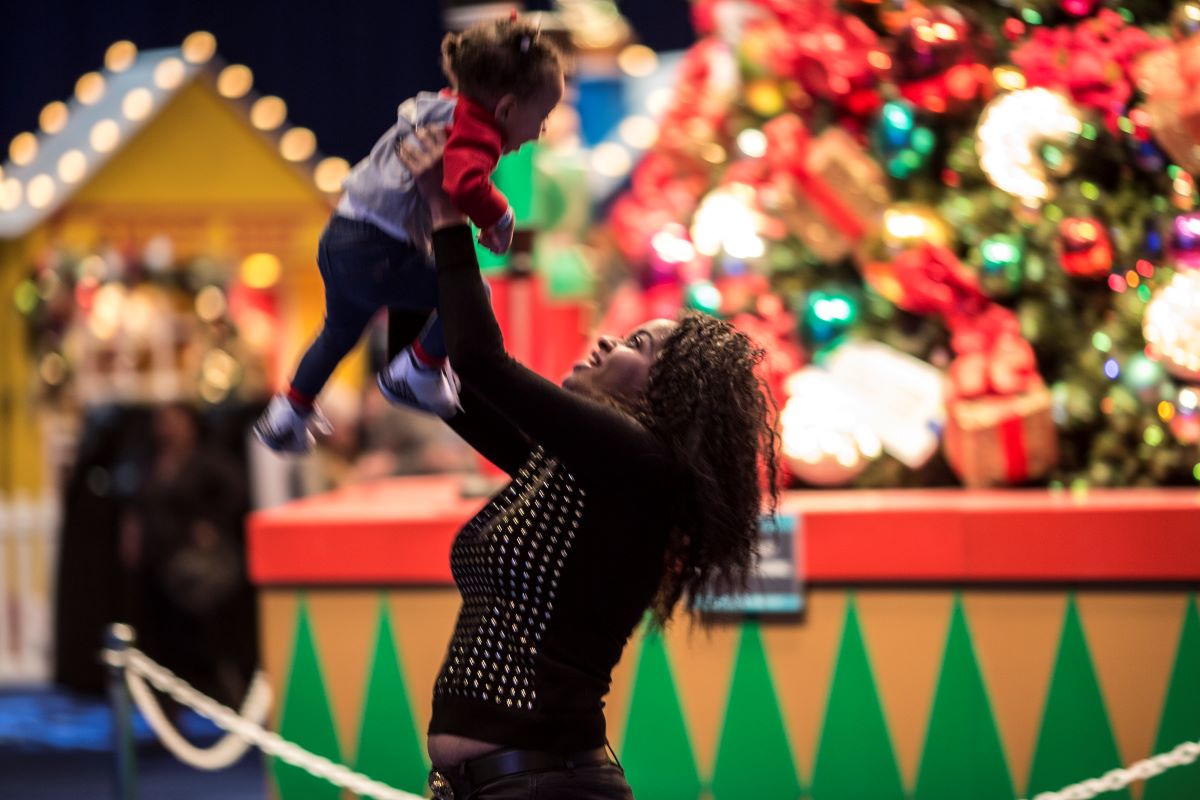 Winter WonderFest Returns to Navy Pier 17 web