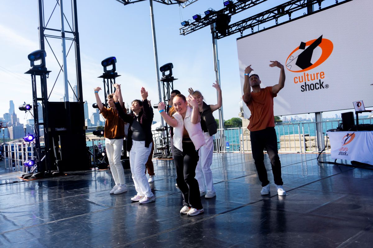 Chicago Live! Community Hip Hop Based Movement Class with Culture Shock Dance