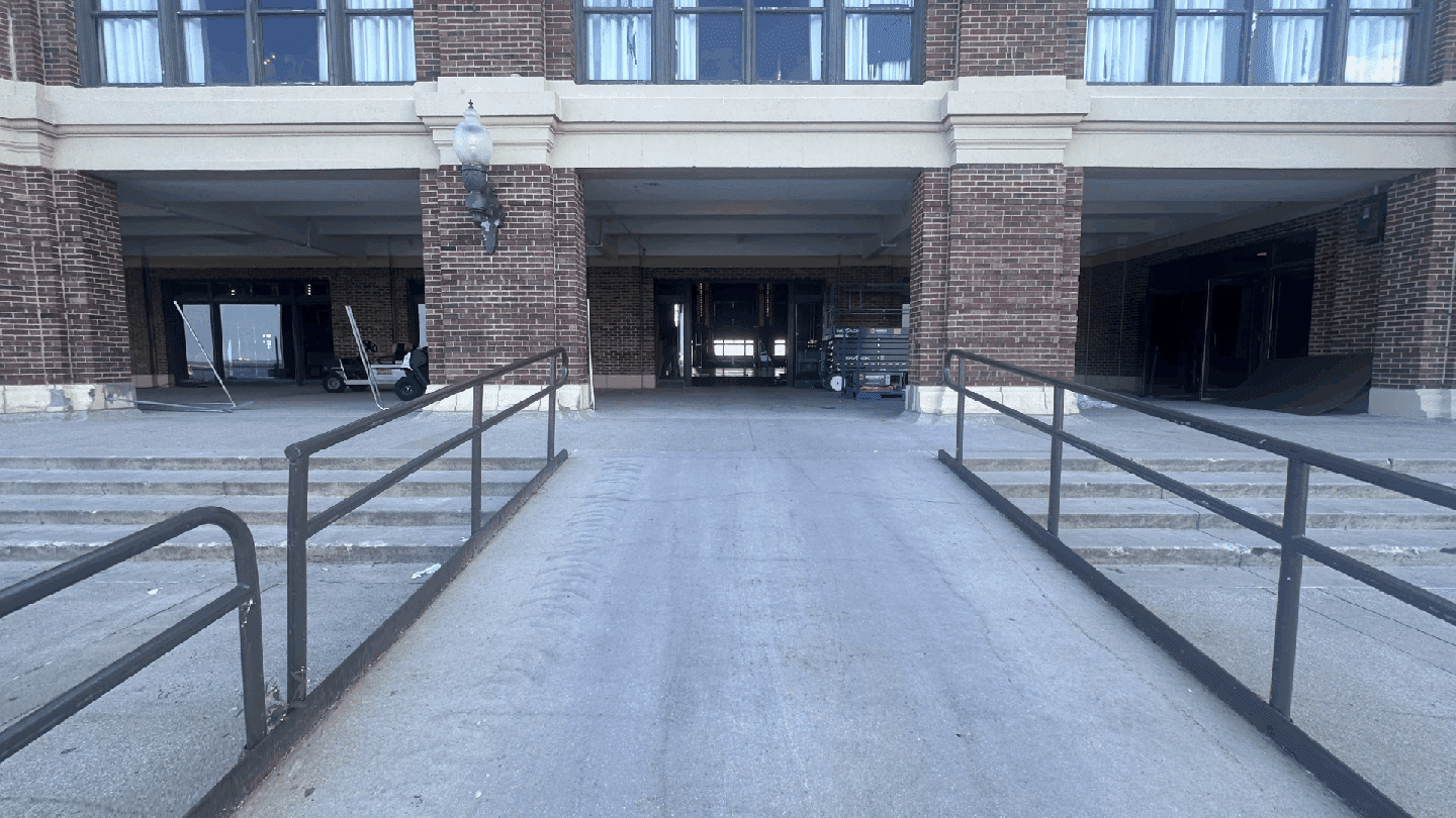 entrance-aon-grand-ballroom-navy-pier-chicago Entrance to Aon Grand Ballroom at Navy Pier showcasing accessibility features.