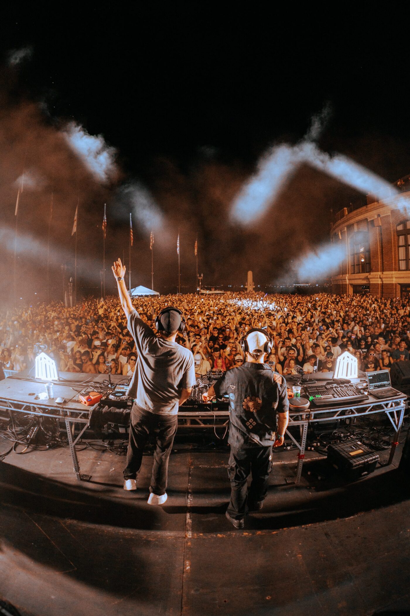 crowd enjoying a live DJ performance at Navy Pier's East End Plaza