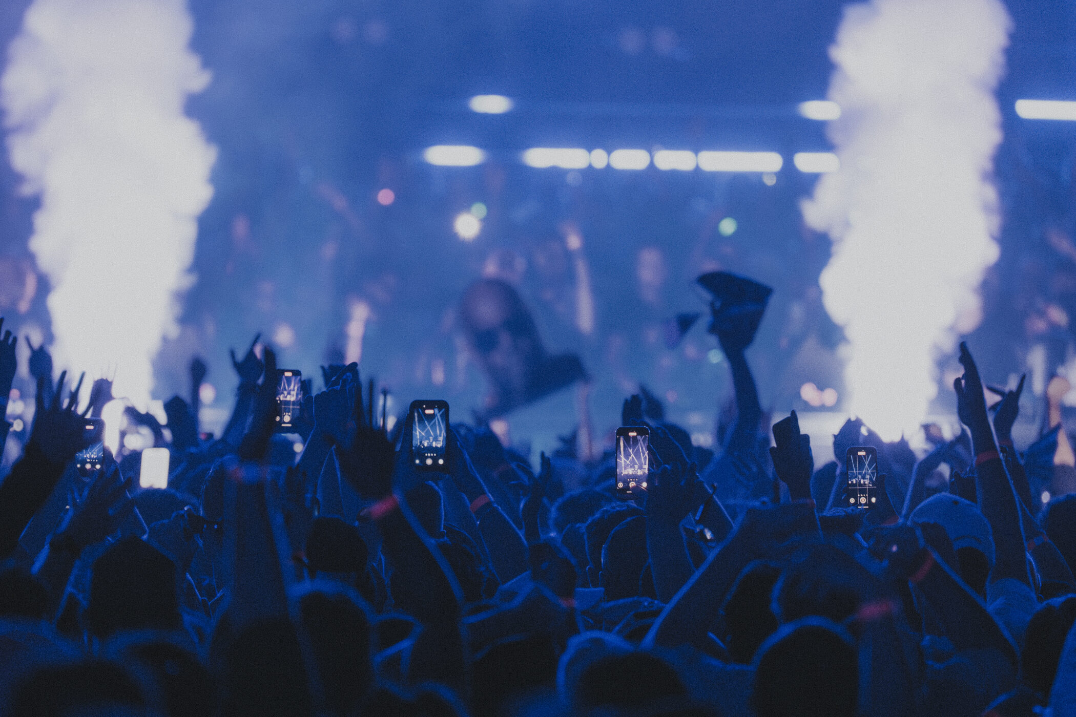 crowd enjoying live music at Navy Pier's East End Plaza event