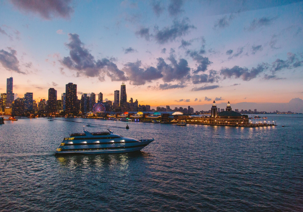 Christmas Eve Premier Dinner Cruise on Lake Michigan